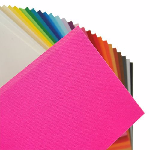 Full size cover page of the book 'Fabriano Elle Erre Fucsia Sheet 50 x 70 cm 220 gsm'