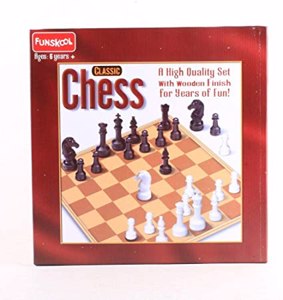 Cover page of the book 'FUNSKOOL DELUXE CHESS 4736400'