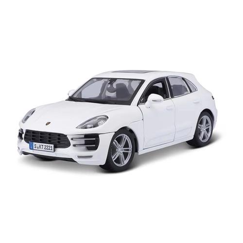 Full size cover page of the book 'Bburago   1/24 - Porsche Macan Code 18-91077B'