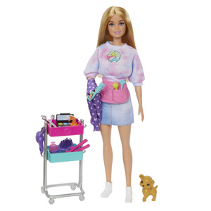 Cover page of the book 'Barbie On-set Stylist Doll & 14 Accessories, Blonde Malibu Fashion Code HNK95'